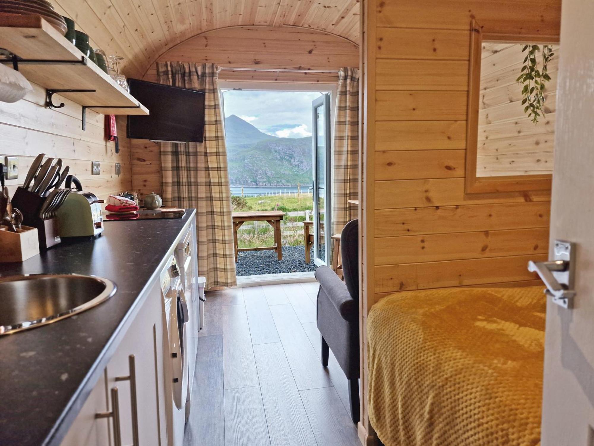 Gorse Gorgeous Glamping Hideaway Leilighet Dundonnell Eksteriør bilde